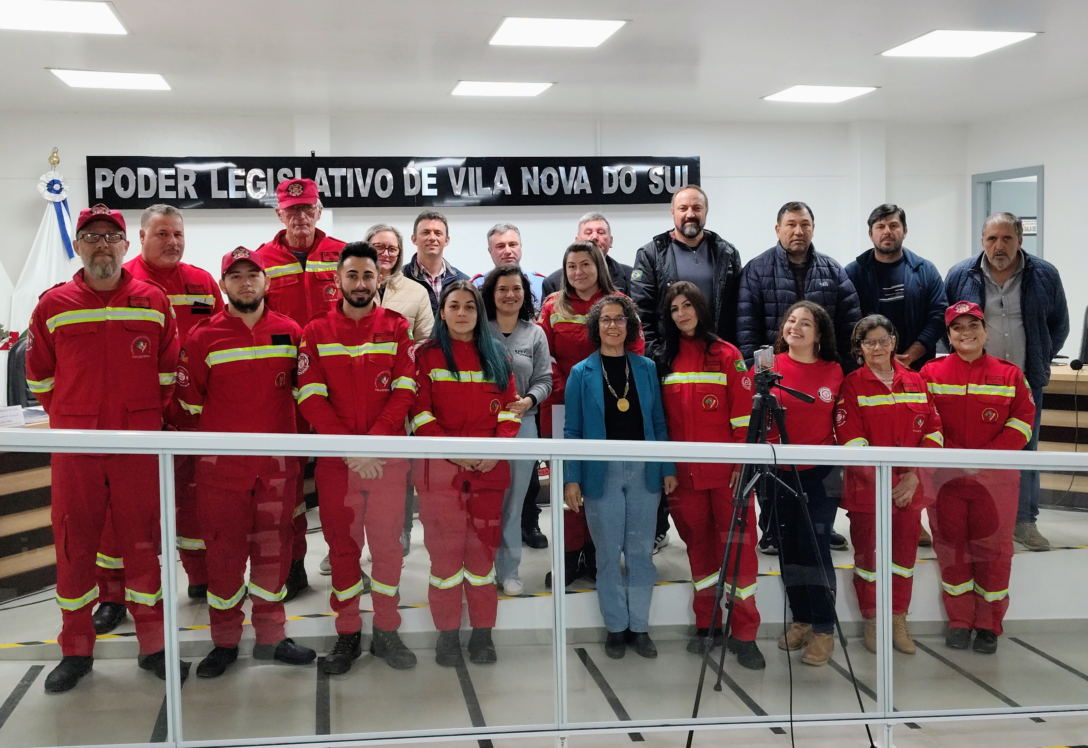 Bombeiros Voluntários são homenageados na Câmara de Vila Nova do Sul